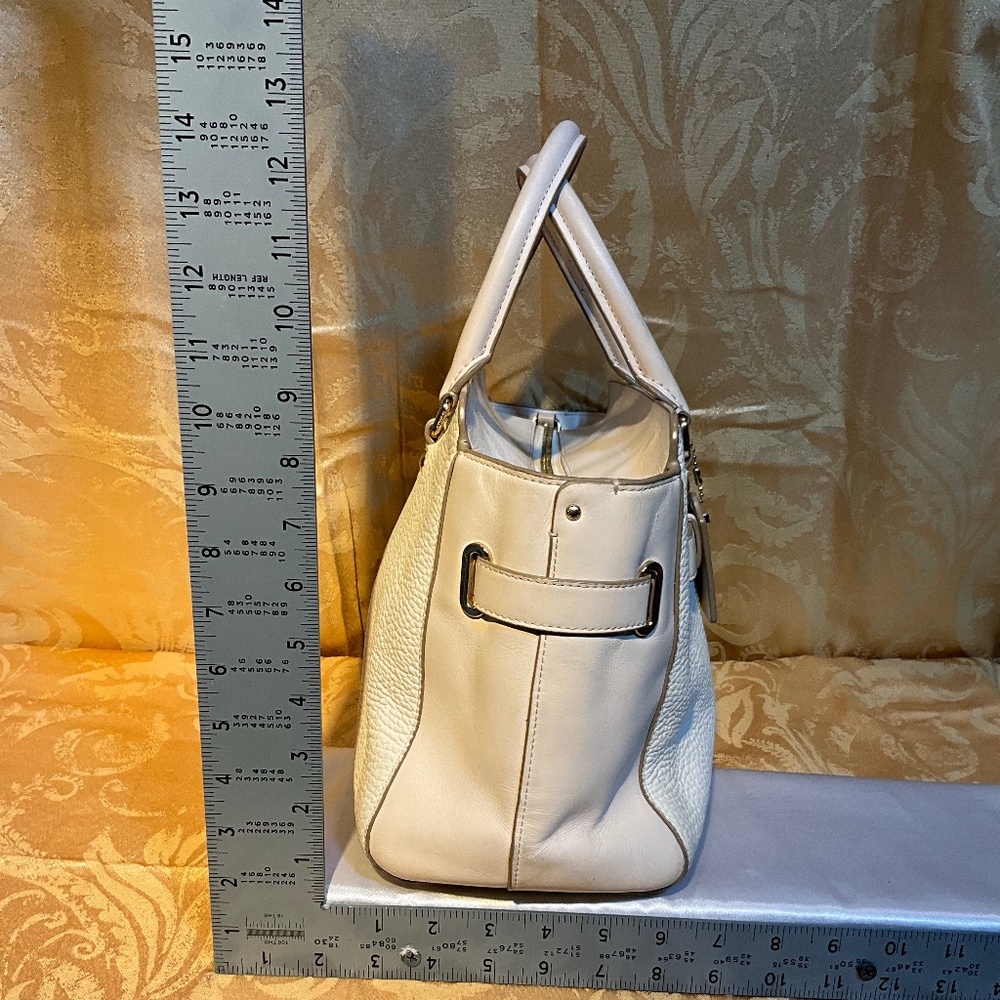 Coach satchel bag, white leather with strap detailing.   B2Bc - Picture 6 of 8